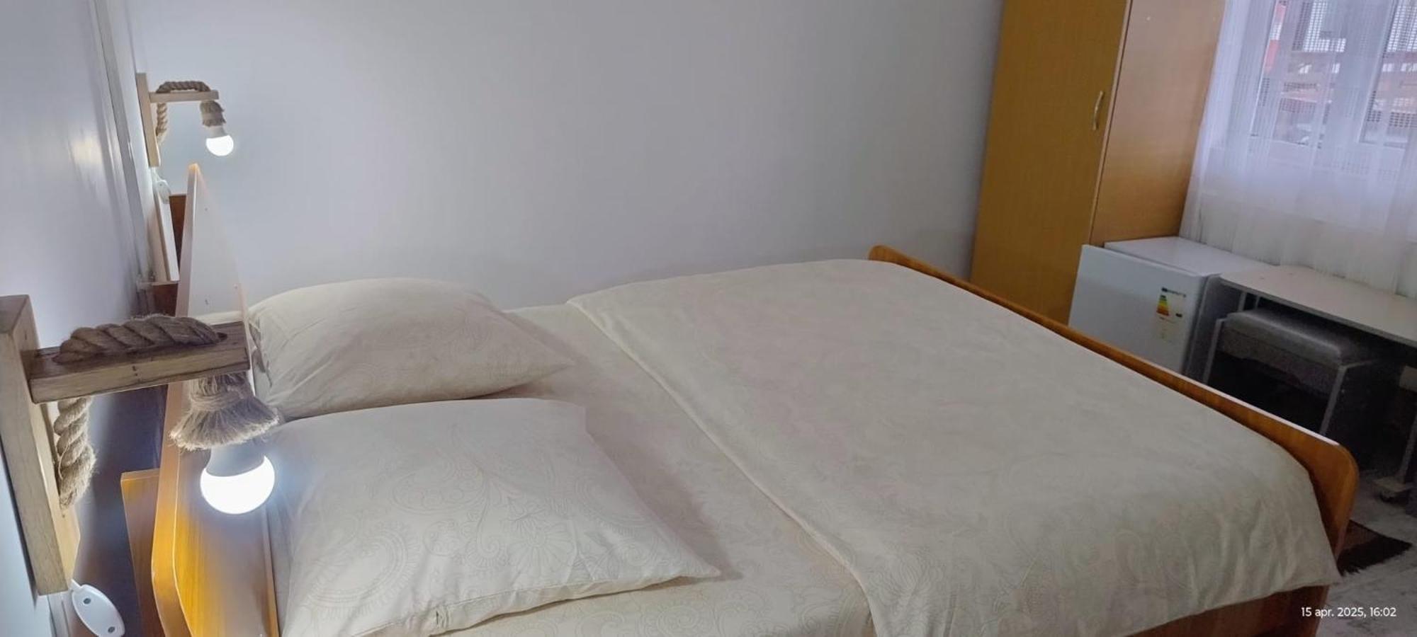 Cris & Mona Hotel Sapinta Ngoại thất bức ảnh